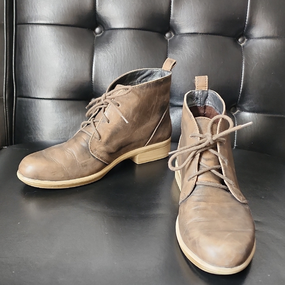 Naot Levanto Brown Laced Ankle Boot EU 40 US 9.5